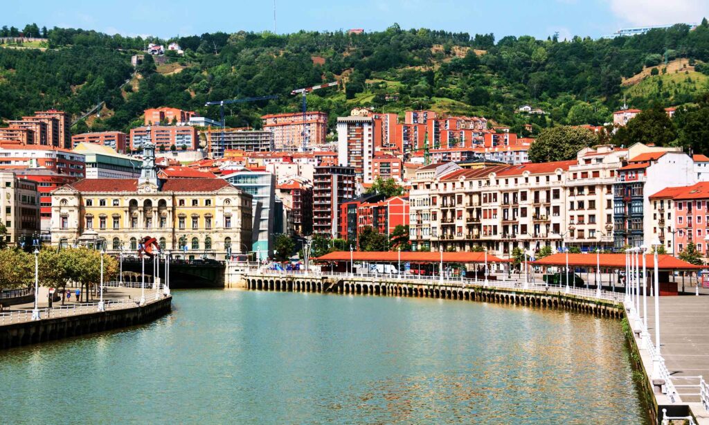 Les 11 meilleures bases pour les détenteurs d'un Golden Visa espagnol comprennent Bilbao.