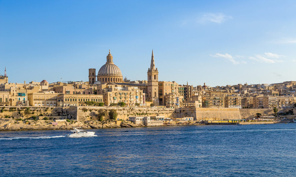 Malta İstisnai Yatırımcı Vatandaşlığı yoluyla Avrupa vatandaşı olabilirsiniz.